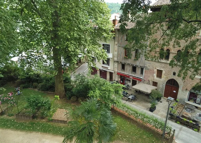 Coeur Historique Appartement T3 Dans Batisse Xveme